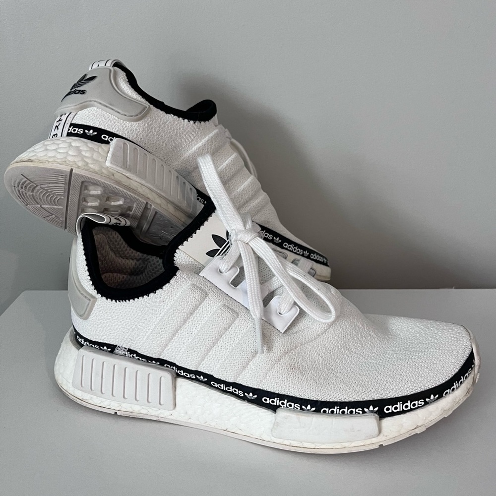 Adidas La Marque AUX 3 Bandes White Sneakers Size 7.5 Athletic Shoes Good Feet